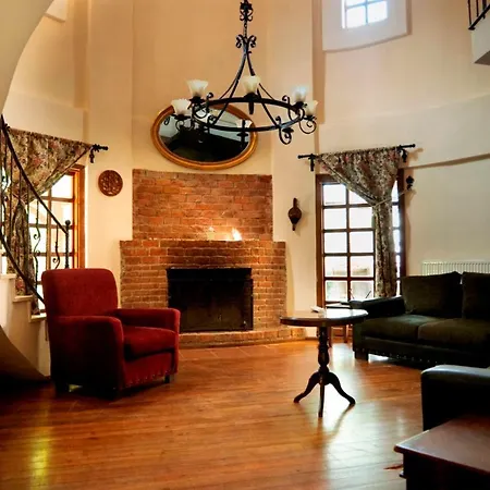 Villa 4 Br Amazing *