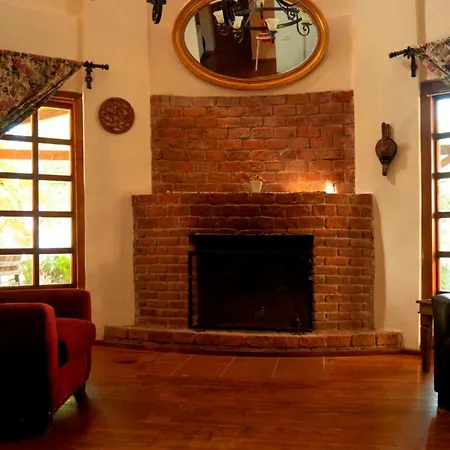 Villa 4 Br Amazing *