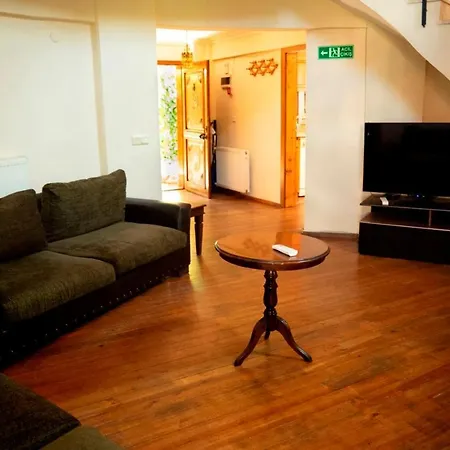 Villa 4 Br Amazing